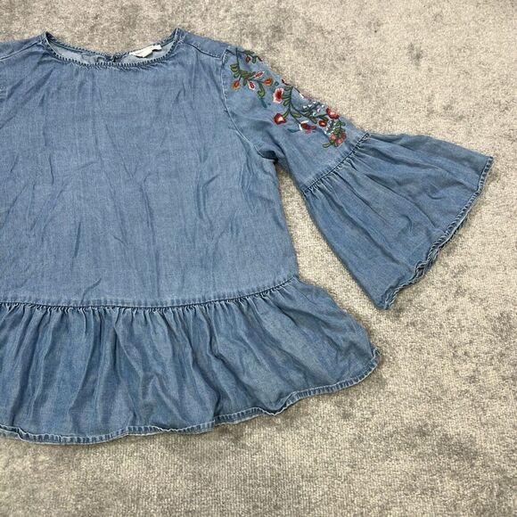 BeachLunchLounge Embroidered Peplum Chambray Blouse  Flare Bell Sleeve Small - Picture 4 of 15